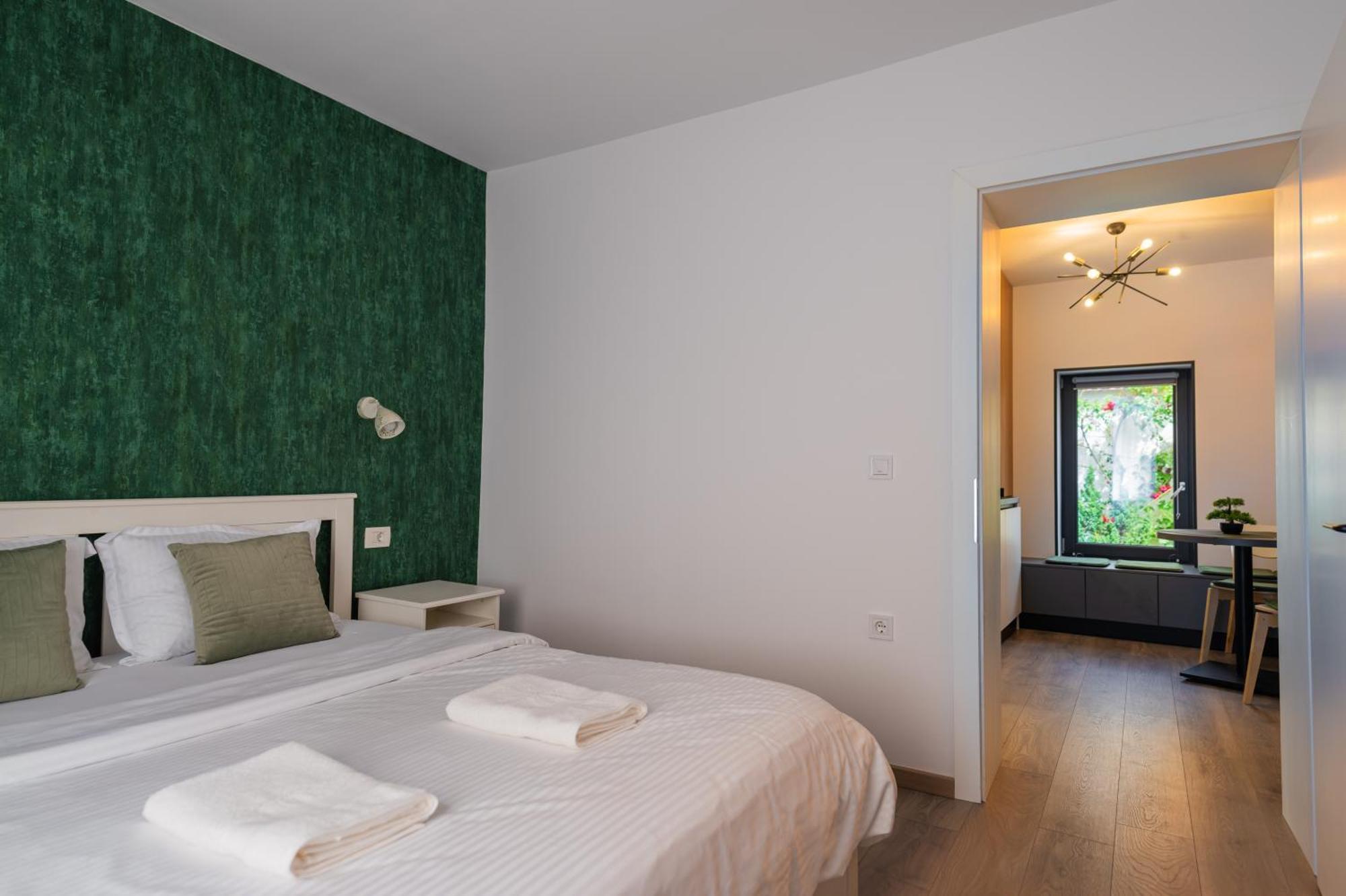 Fun House - Comfortable Stay With Garden And Near Parking Brasov Exterior photo